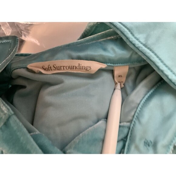 Soft Surroundings Women’s XL Velvet Boyfriend Button Down Blue Long Tunic Top - Picture 9 of 10